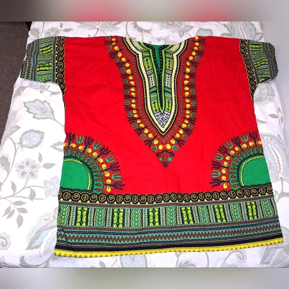 A TIA colorful Dashiki Tunic top. One size fits most. EUC. - Picture 1 of 4